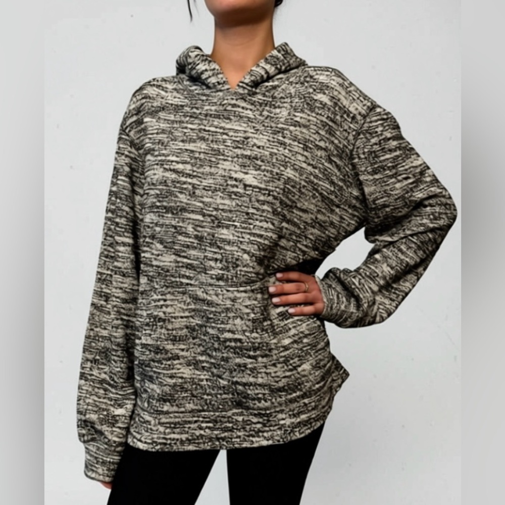 Vince Monochrome Textured knit Hoodie